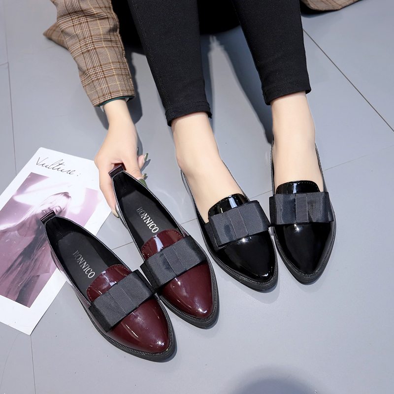 Women Shoes Black - أحذية مسطحة سوداء/حمراء داكنة من الجلد