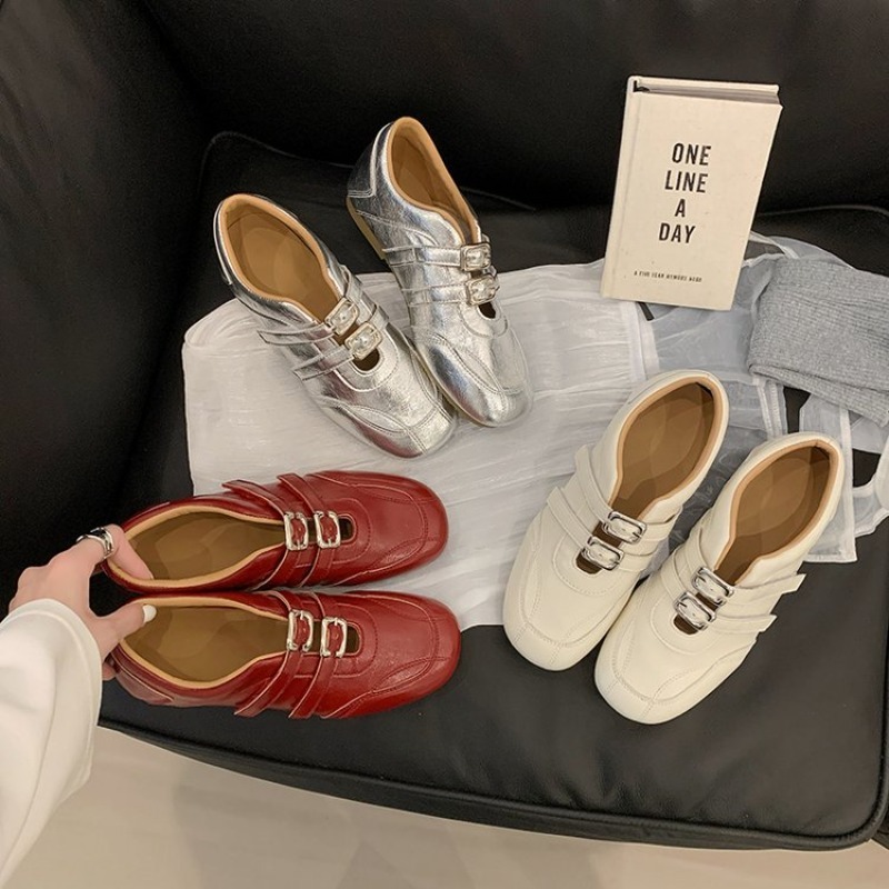أحذية نسائية عصرية بمقدمة مستد - مراجعة Women Shoes For Walking وسعره