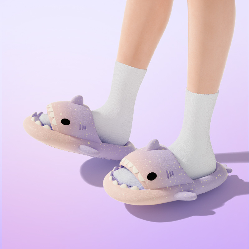 لطيف الكرتون القرش النعال للنس - مراجعة Women Shoes Size To Men وسعره