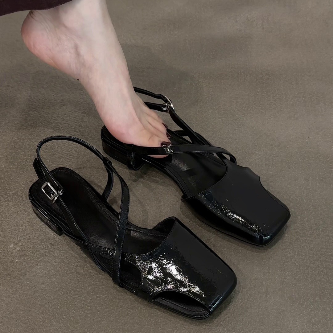 صنادل عصرية من الجلد اللامع، أ - مراجعة Women Shoes For Walking وسعره