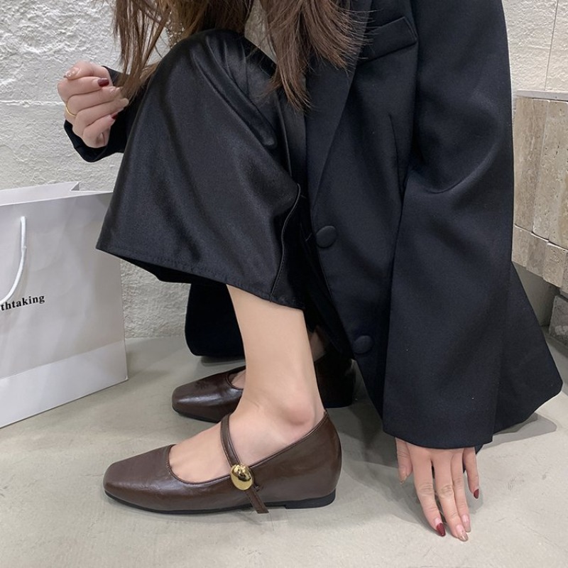 أحذية نسائية مسطحة من الجلد فا - مراجعة Women Shoes Black وسعره