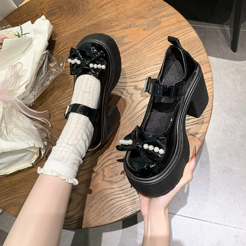 أحذية لوليتا 2026 سوداء بكعب ع - مراجعة Women'S Heels وسعره