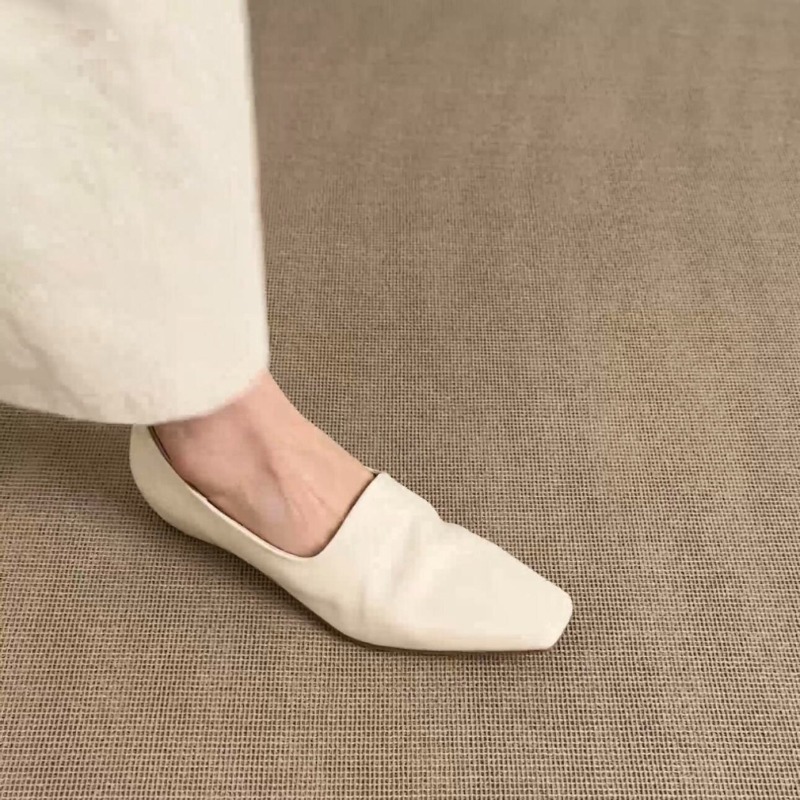 أحذية نسائية مسطحة بتصميم ريتر - مراجعة Shoes Women Pumps وسعره
